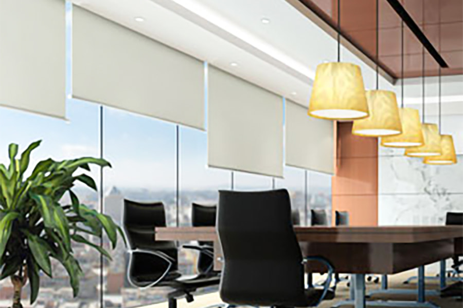 UV-resistant fabraice imbhalla blackout PVC solúbtha fireproof - le haghaidh baile, oifig, áit phoiblí